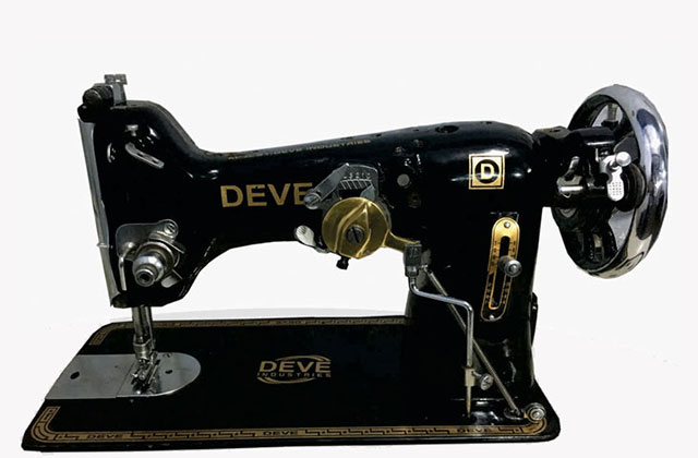 130-K-zig-zag-embroidery-machine